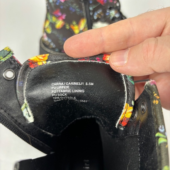 Madden Girl, Black Pink Floral Carra, Combat Boots, Size 5, Chunky Heel - Picture 8 of 10